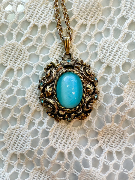 Vintage Sarah Coventry Czarina Pendant Necklace