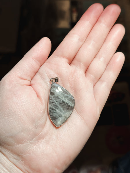Sunset Labradorite Pendant Necklace